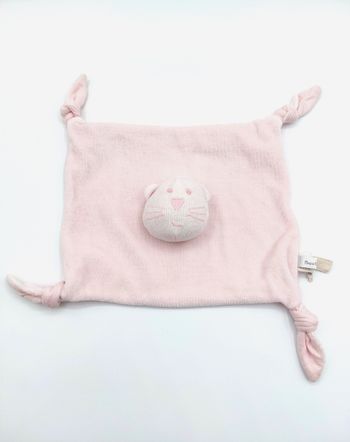 Doudou plat chat rose Boutchou Bout'chou MONOPRIX envers tissu rose 4 nouettes