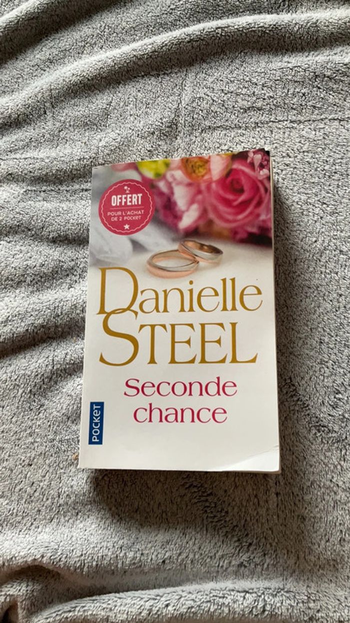 # seconde Chance Danielle Steel. ) - photo numéro 2