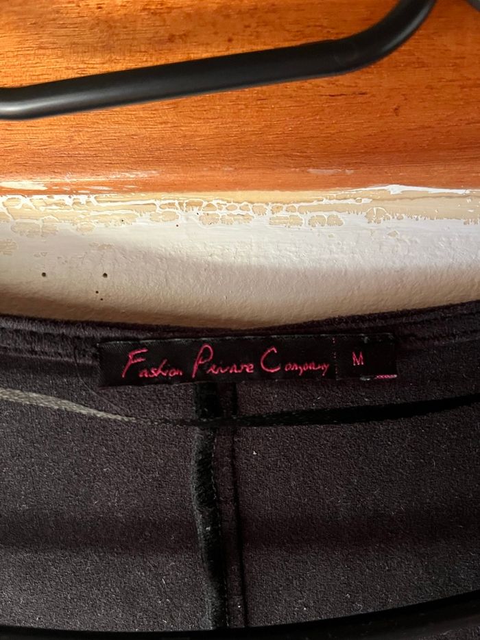 Long gilet manche longue aspect simili cuir - photo numéro 2