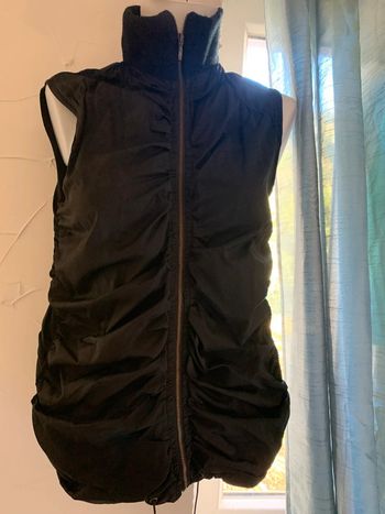 Veste sans manches  Derhy taille 38 noire