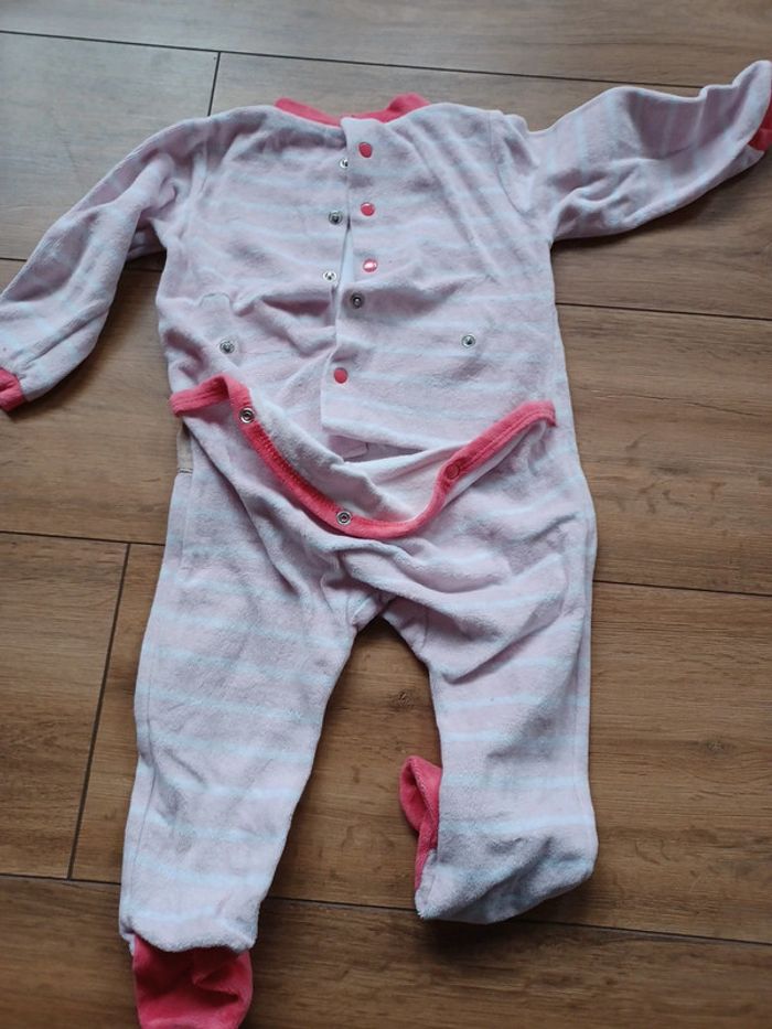 Pyjama à fleurs rose et blanc - photo numéro 3