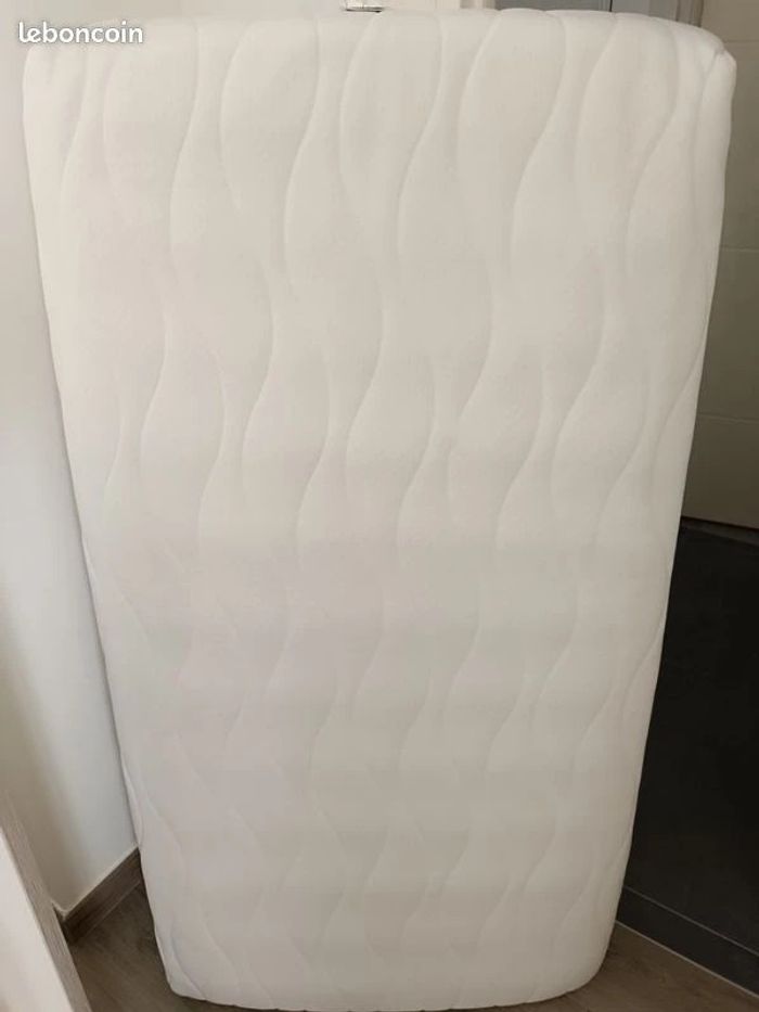 Matelas bébé