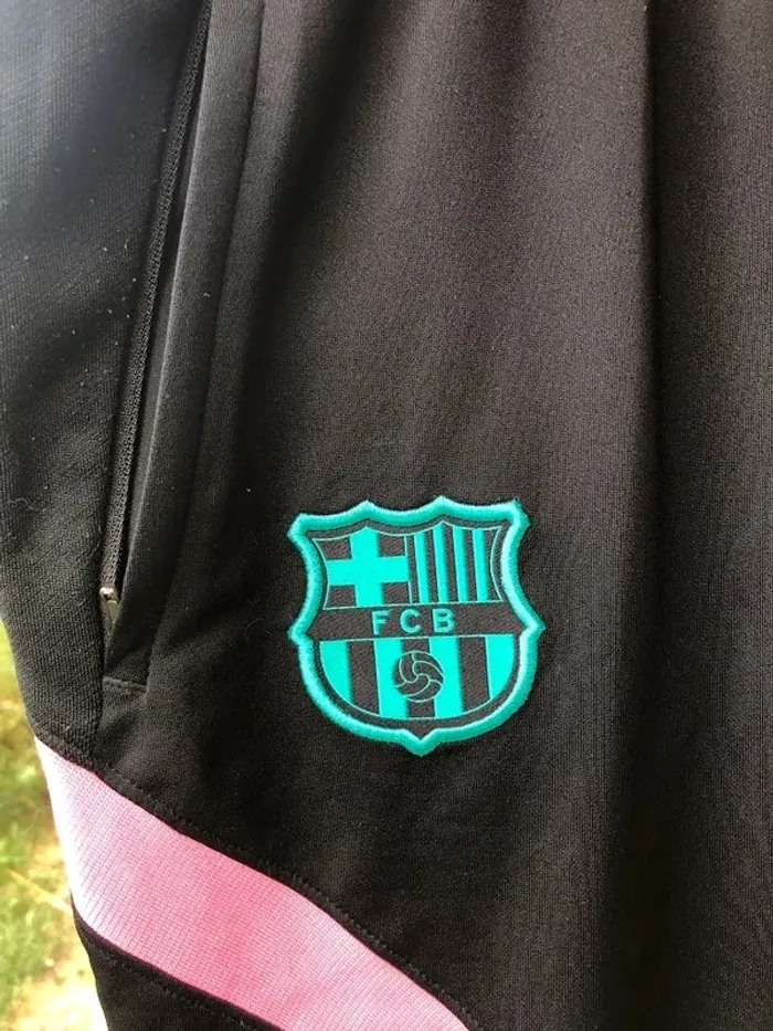 Jogging NoirNIKE Homme Dri fit pantalon FCB S·Très bon état·FCB S·Très bon état·Nike - photo numéro 2