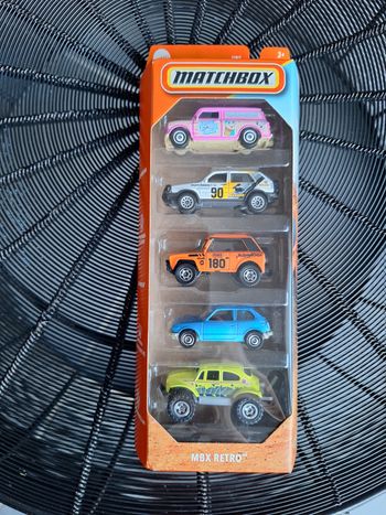 Boite 5 voitures matchbox