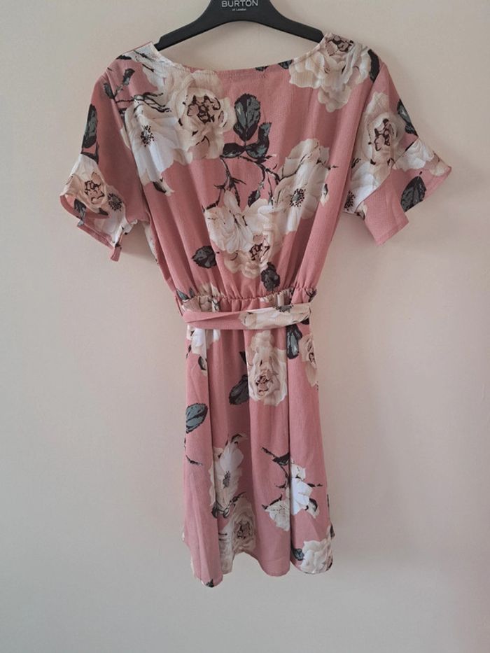 Robe d'été fleuris - photo numéro 2