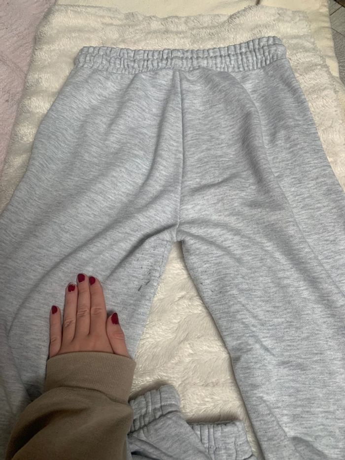 jogging gris - photo numéro 9