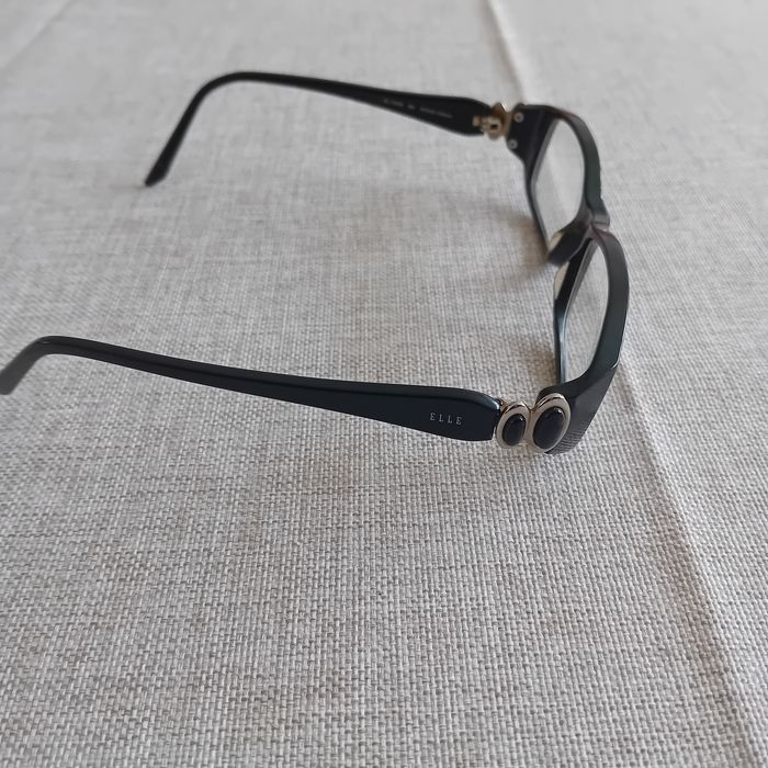 Faby27800 Monture lunettes Modèle Elle Couleur : noir - photo numéro 2
