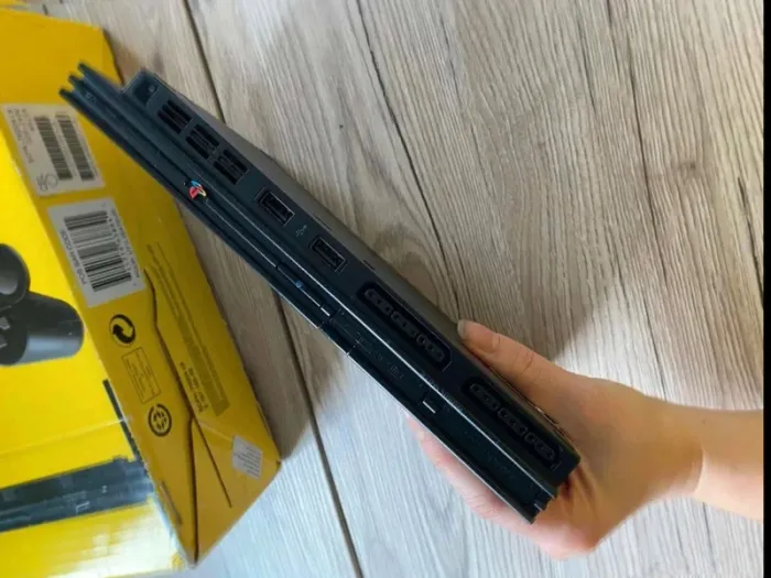 PlayStation  2 Slim  -  En  Boîte -  Complète  - Très  Bon État - Envoi  rapide  - Garantie 6  mois - photo numéro 8