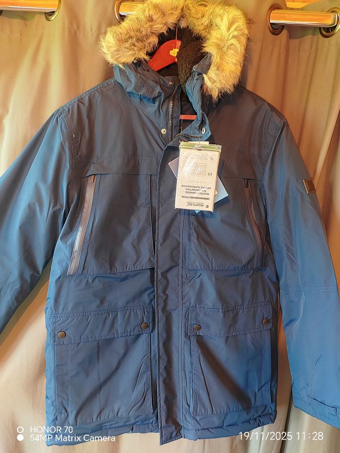 Parka chauffante impermeable et chaude