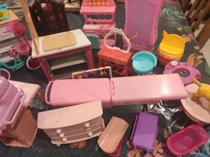 Lot accessoires barbie mobilier - photo numéro 8