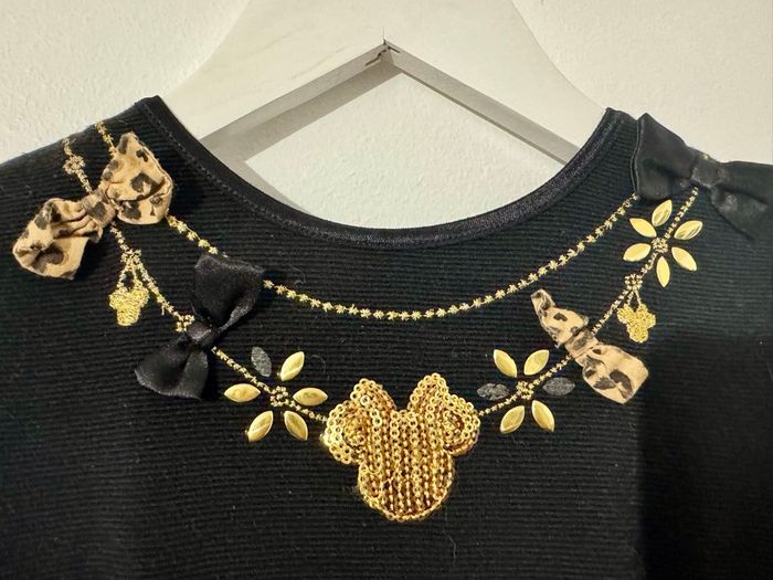 La petite robe noire dé Disneyland Paris 6 ans - photo numéro 4