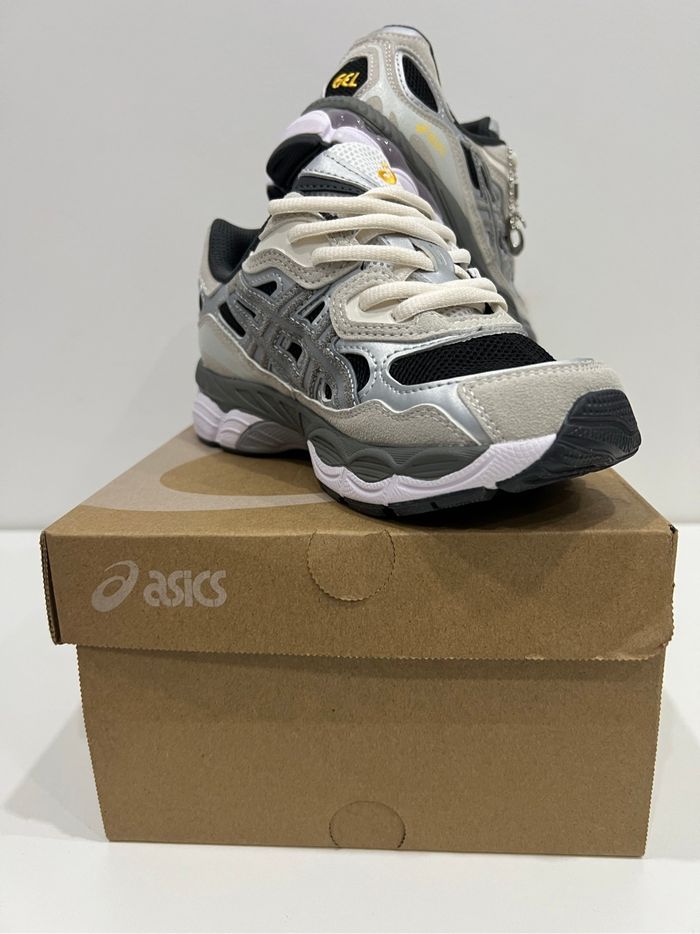 Chaussure Asics GEL - photo numéro 3