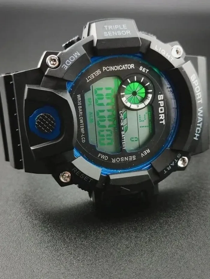 Montre bleue & noire, digitale, multifonctions - photo numéro 4