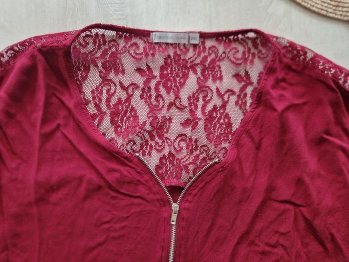 Blouse rouge dos dentelles - photo numéro 2