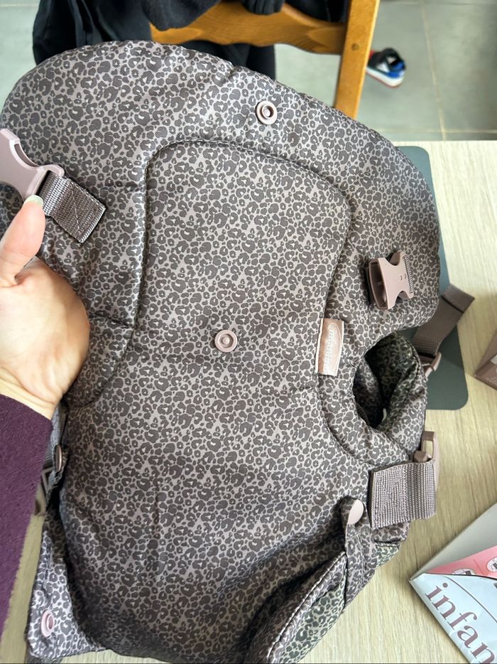 Porte bébé - photo numéro 3