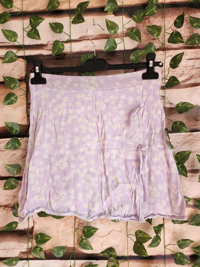 🌸Jupe fleurie Primark Taille 36🌸 - photo numéro 2