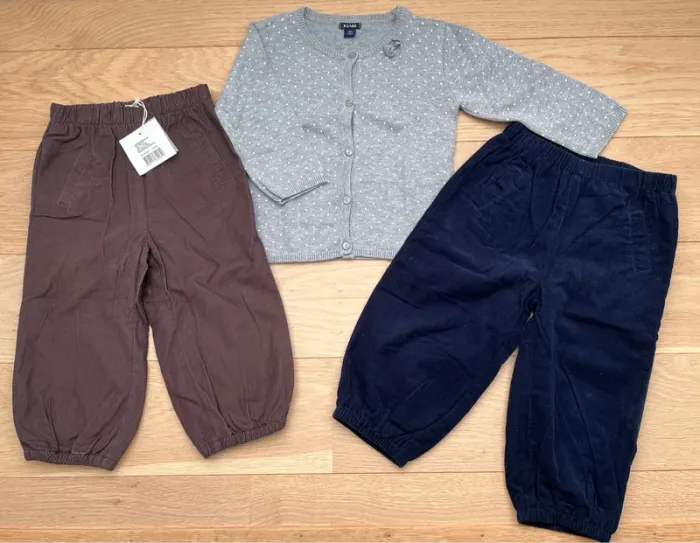 2 pantalons + gilet - 18 mois