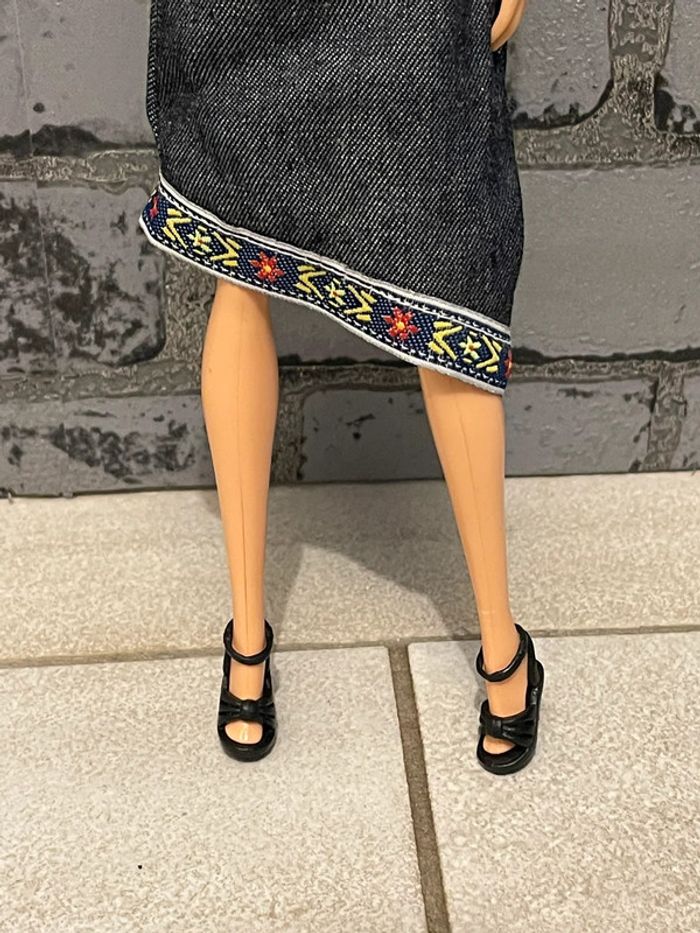 Tenue pour poupée barbie - photo numéro 3
