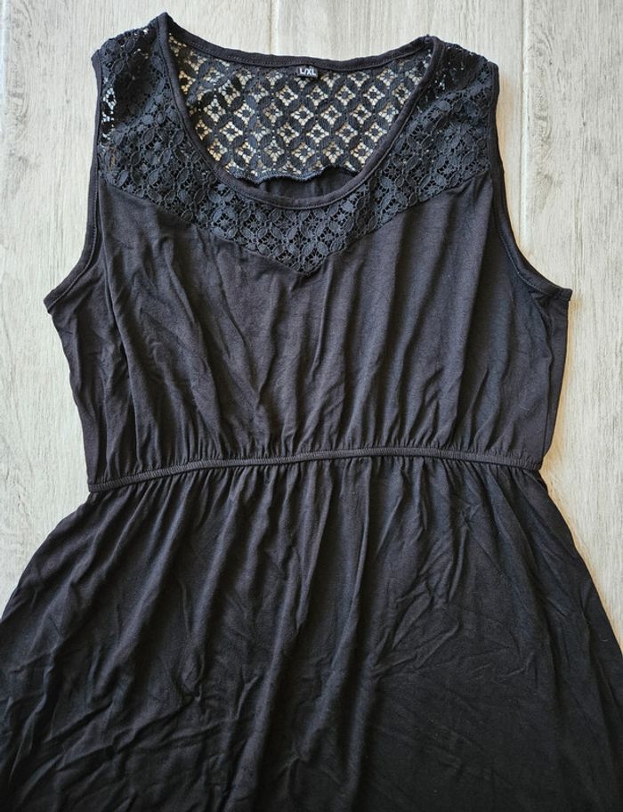 Robe longue noire - photo numéro 3