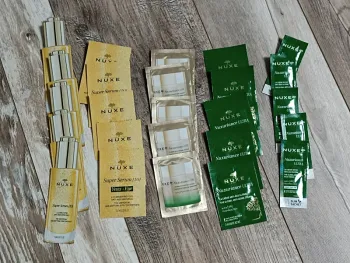 Lot de 25 thème rides et fermeté Marque Nuxe