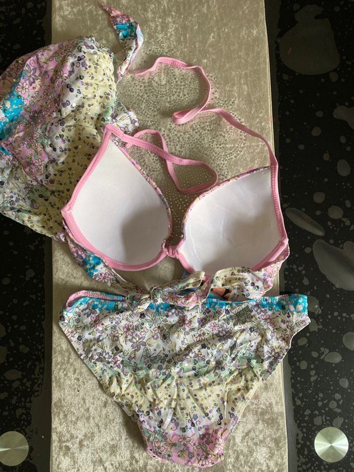 Maillot de bain 2 pièce + paréo taille L neuf - photo numéro 2