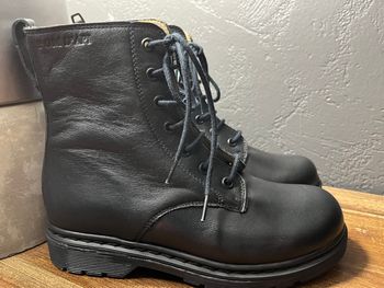 Bottines Pom D’Api neuves tout en cuir