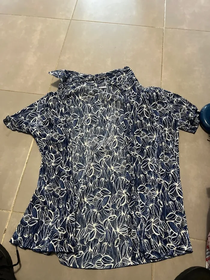 Petite chemise taille 46