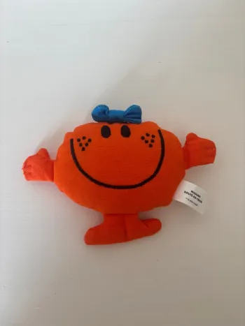 Peluche, Monsieur Madame, Madame boute-en-train