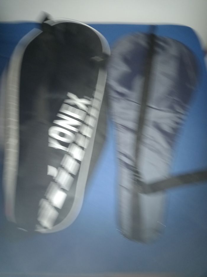 2 sacs raquette de tennis yonex et artengo - photo numéro 6