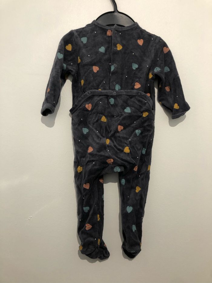 Pyjama velours gris 18 mois Kiabi - photo numéro 2
