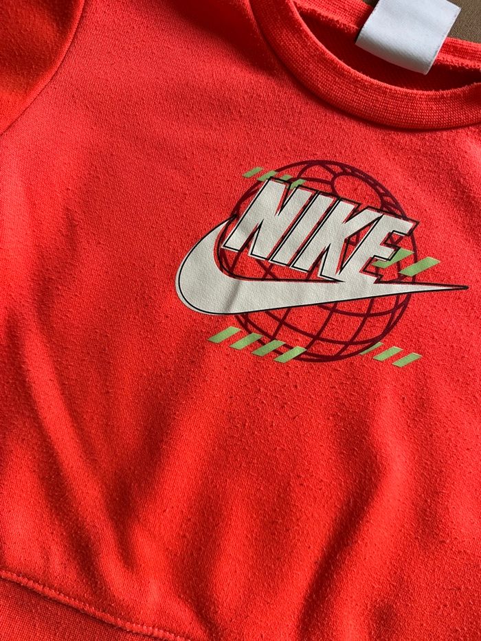 Pull Nike 18 mois - photo numéro 1