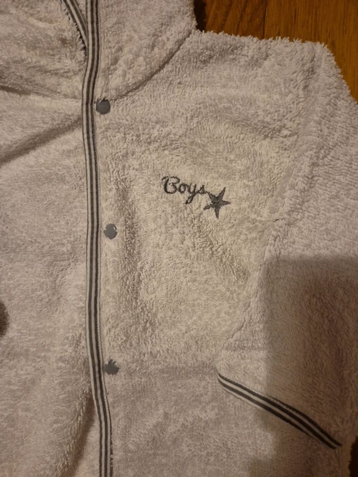 Peignoir blanc taille 18 mois - photo numéro 2