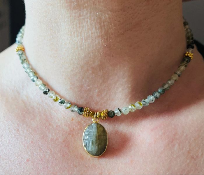 Collier talisman scarabée Labradorite et Préhnite - photo numéro 10