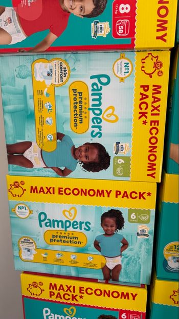 140 couches Pampers taille 6 premium protection 