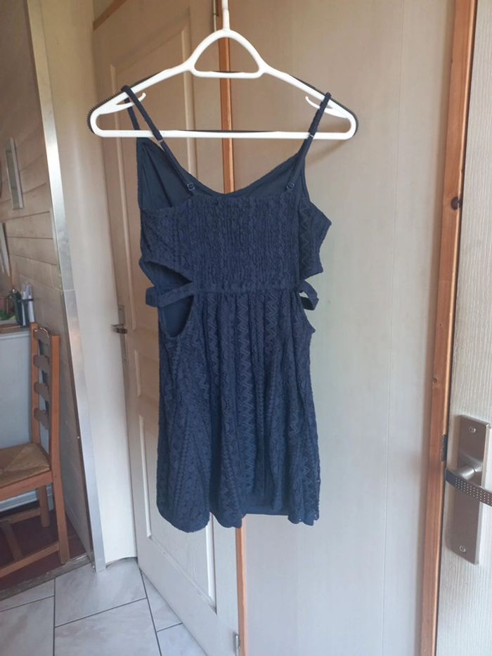 robe bleue marine - photo numéro 6