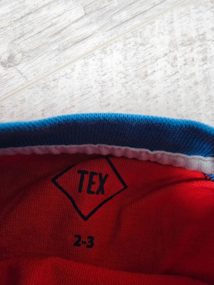 T-shirt comme neuf - photo numéro 3