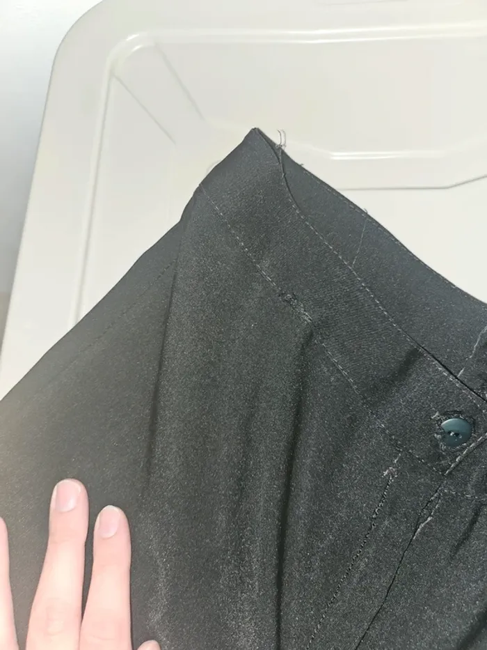 Pantalon marque Inconnu - photo numéro 3
