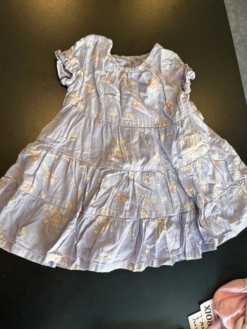 Robe lilas fleuri