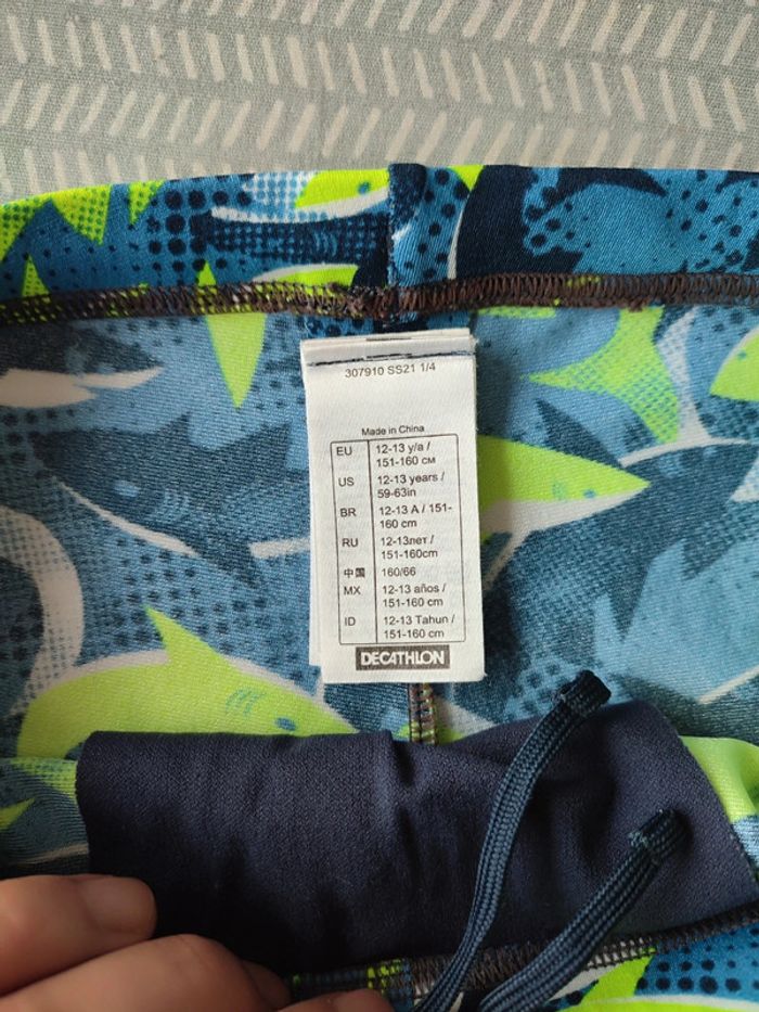 Maillot boxer de bain garçon, motif requin
Taille 12 ans marque Nabaiji ( Decathlon ). - photo numéro 4