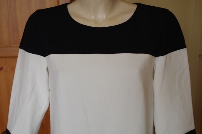 Caroll - Robe noir et blanc T. 42 (FR) - photo numéro 2