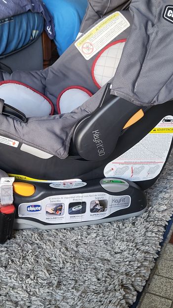 Poussette trio marque Chicco