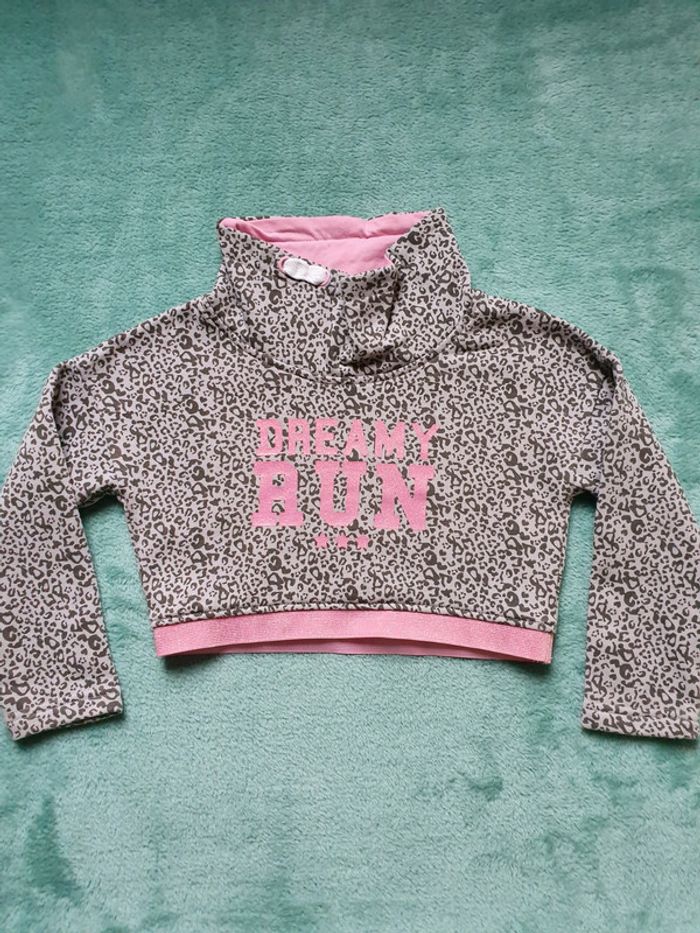 Magnifique pull court 6 ans