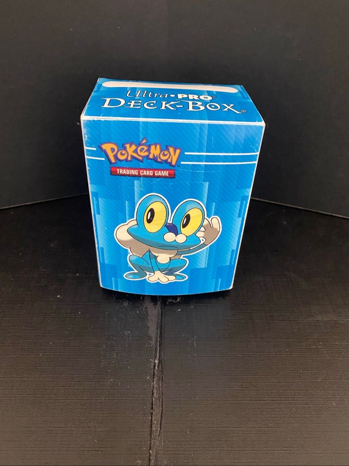 Deck box Pokémon