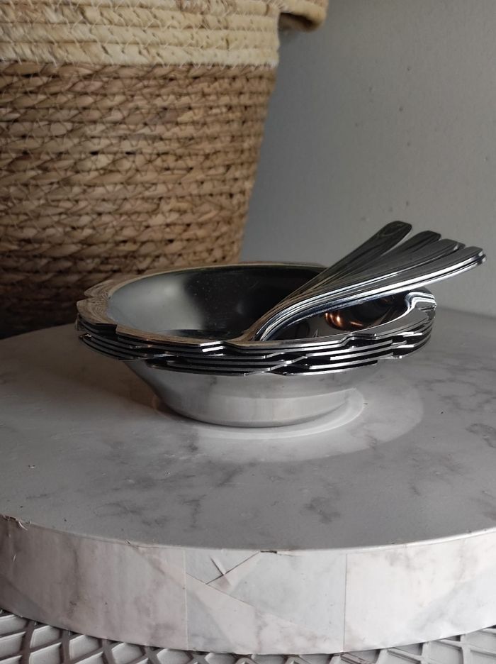 Coupelles en inox et cuillères - photo numéro 2