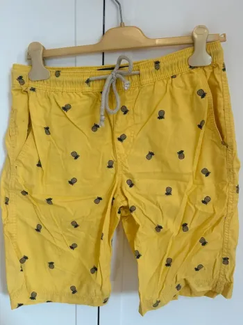 Short ananas