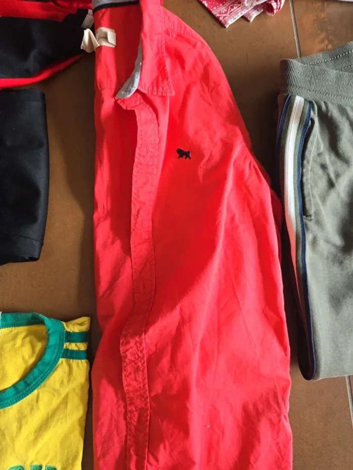 Lot vêtements 8 ans - photo numéro 8