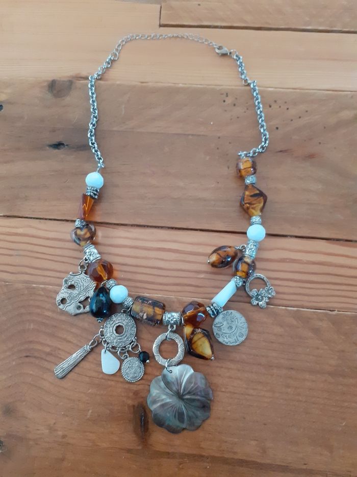Collier - photo numéro 2
