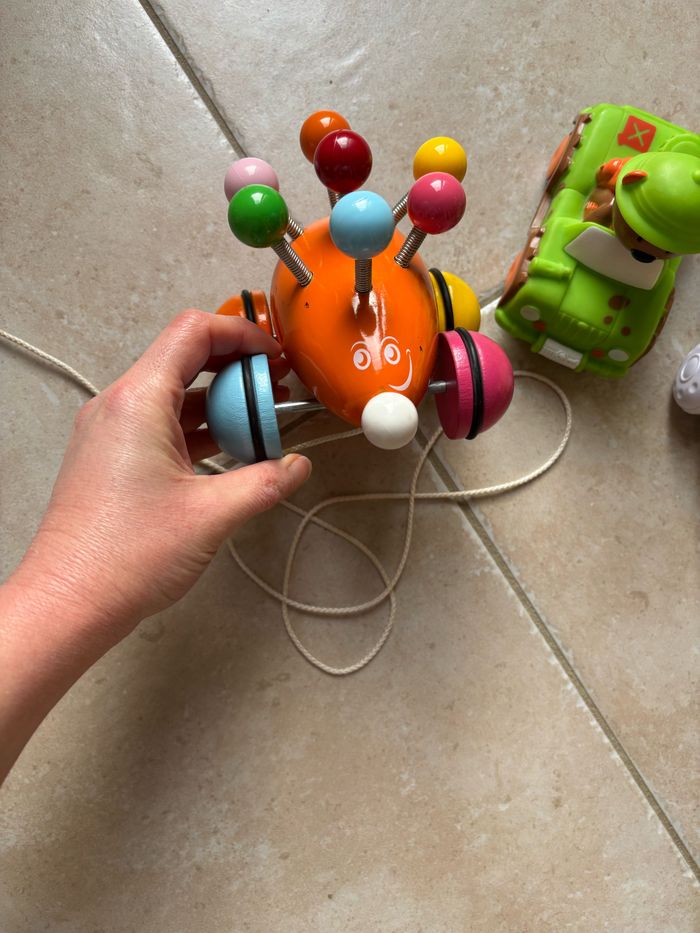 Lot de jouets bébé - photo numéro 2