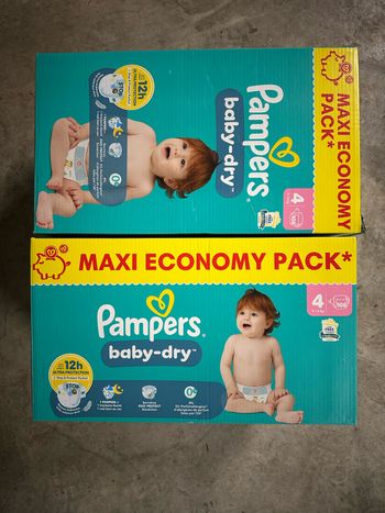 Couches Pampers Baby Dry Taille 4 x  216