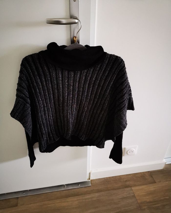 Pull rayé gris/noir - photo numéro 2